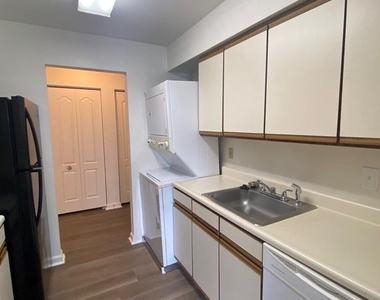 8601 Falls Run Road - Photo Thumbnail 21