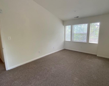 8601 Falls Run Road - Photo Thumbnail 18