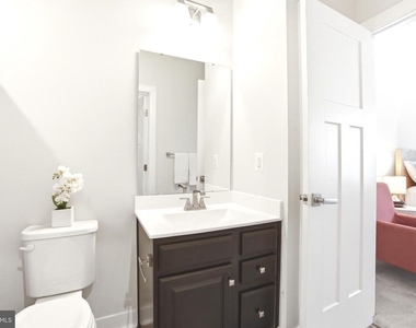 10020 Ruffian Way - Photo Thumbnail 20