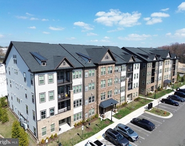 10020 Ruffian Way - Photo Thumbnail 28
