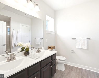 10020 Ruffian Way - Photo Thumbnail 16