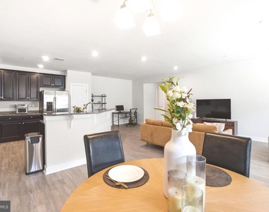 10020 Ruffian Way - Photo Thumbnail 2