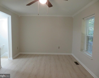 9150 Lambskin Lane - Photo Thumbnail 10