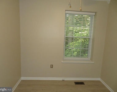9150 Lambskin Lane - Photo Thumbnail 35