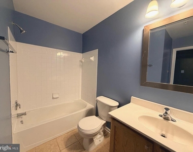 605 Tivoli Road - Photo Thumbnail 9