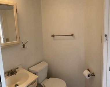 510 Market Street N - Photo Thumbnail 14