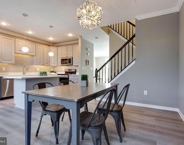 9 Caterham Court - Photo Thumbnail 14