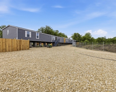 376 Rae Ln - Photo Thumbnail 1