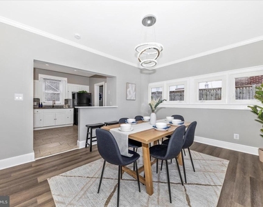 2905 Goodwood Road - Photo Thumbnail 9