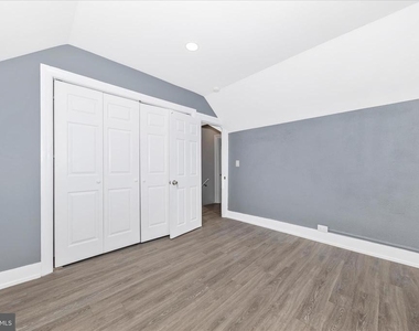 2905 Goodwood Road - Photo Thumbnail 24