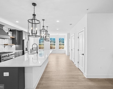 118 Locke Street - Photo Thumbnail 12