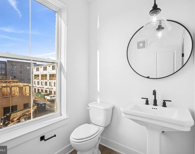 118 Locke Street - Photo Thumbnail 18