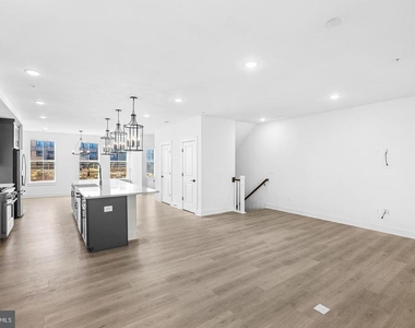 118 Locke Street - Photo Thumbnail 11