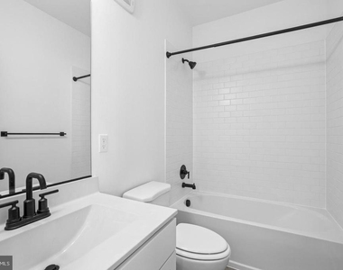 118 Locke Street - Photo Thumbnail 19