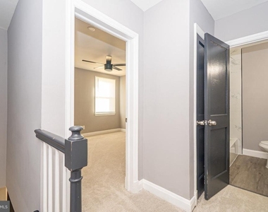 3519 Kentucky Avenue - Photo Thumbnail 9