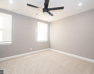 3519 Kentucky Avenue - Photo Thumbnail 11