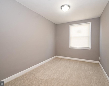 3519 Kentucky Avenue - Photo Thumbnail 16