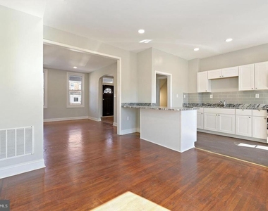1719 E 31st Street - Photo Thumbnail 1