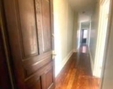 1701 Linden Avenue - Photo Thumbnail 5