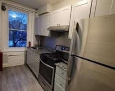 1701 Linden Avenue - Photo Thumbnail 3