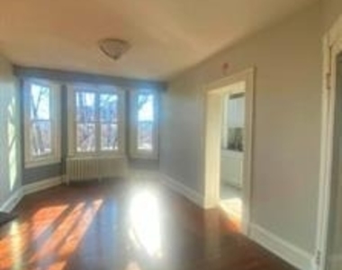 1701 Linden Avenue - Photo Thumbnail 7