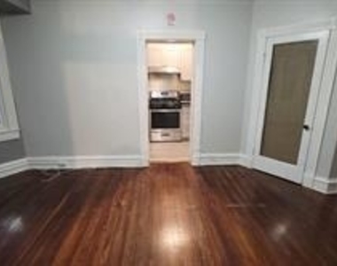 1701 Linden Avenue - Photo Thumbnail 9