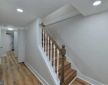 420 E 28th Street - Photo Thumbnail 22