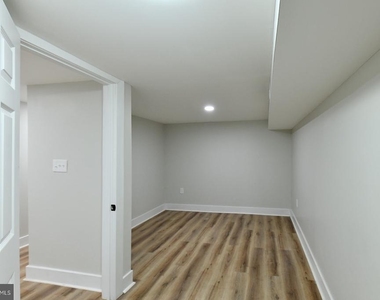 420 E 28th Street - Photo Thumbnail 27