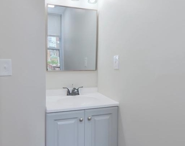 420 E 28th Street - Photo Thumbnail 6