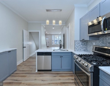 420 E 28th Street - Photo Thumbnail 11