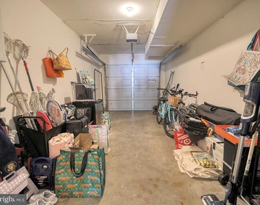 108 Seabright Way - Photo Thumbnail 10