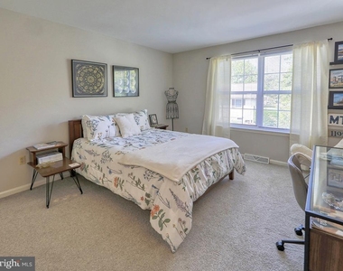 108 Seabright Way - Photo Thumbnail 18