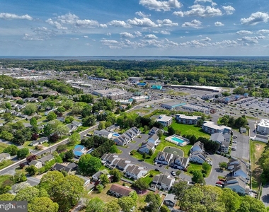 108 Seabright Way - Photo Thumbnail 32