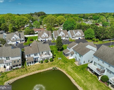108 Seabright Way - Photo Thumbnail 30