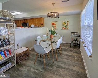 108 Seabright Way - Photo Thumbnail 4