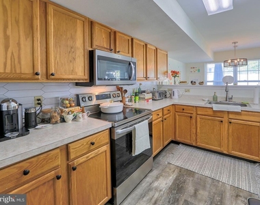 108 Seabright Way - Photo Thumbnail 8