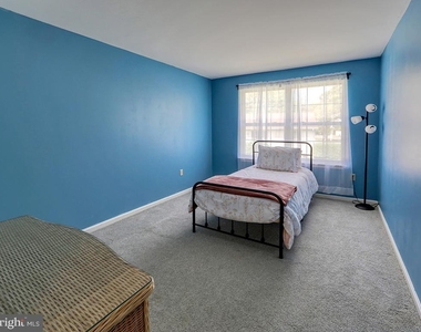 108 Seabright Way - Photo Thumbnail 19