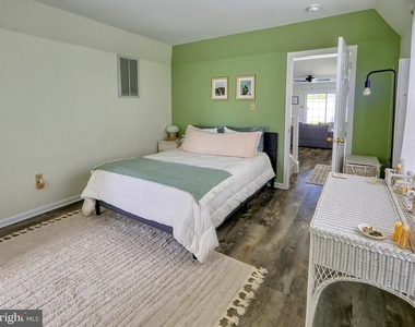 108 Seabright Way - Photo Thumbnail 12