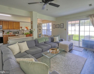 108 Seabright Way - Photo Thumbnail 1