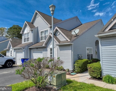 108 Seabright Way - Photo Thumbnail 25