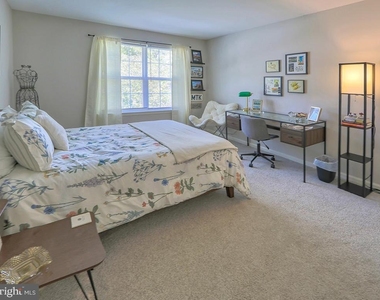 108 Seabright Way - Photo Thumbnail 17