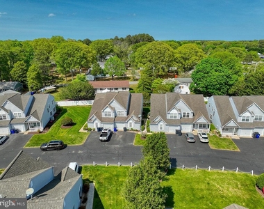 108 Seabright Way - Photo Thumbnail 27