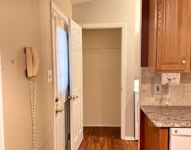 8 Rose Terrace - Photo Thumbnail 16