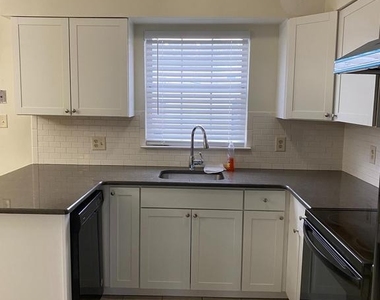 9 Revere Place - Photo Thumbnail 1