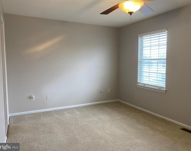 9 Revere Place - Photo Thumbnail 9
