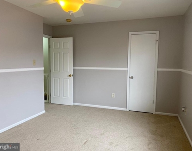 9 Revere Place - Photo Thumbnail 8