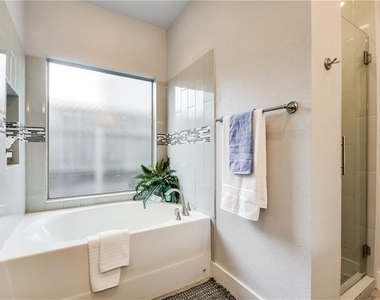 1300 E 3rd St - Photo Thumbnail 10