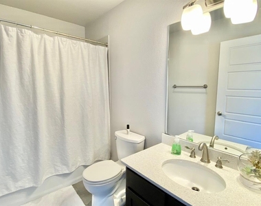 1300 E 3rd St - Photo Thumbnail 16