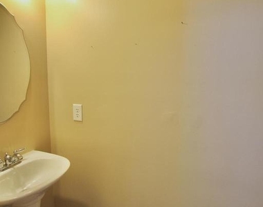 96 Southall Court - Photo Thumbnail 19
