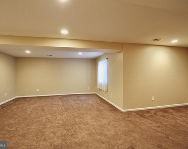 96 Southall Court - Photo Thumbnail 18